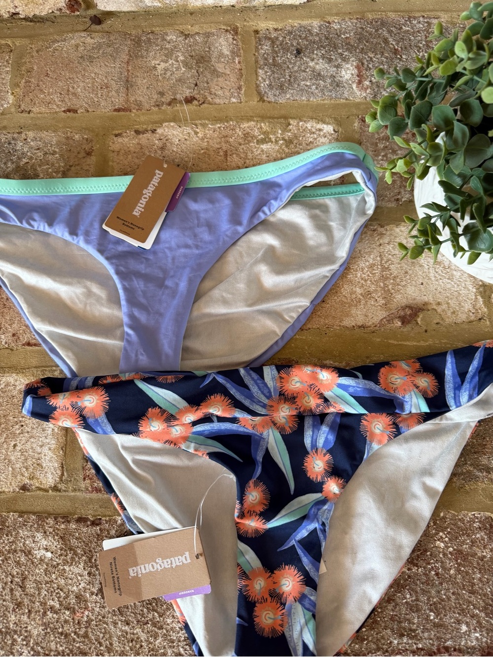 Patagonia | BUNDLE | 2 Nanogrip Bikini Bottoms | M